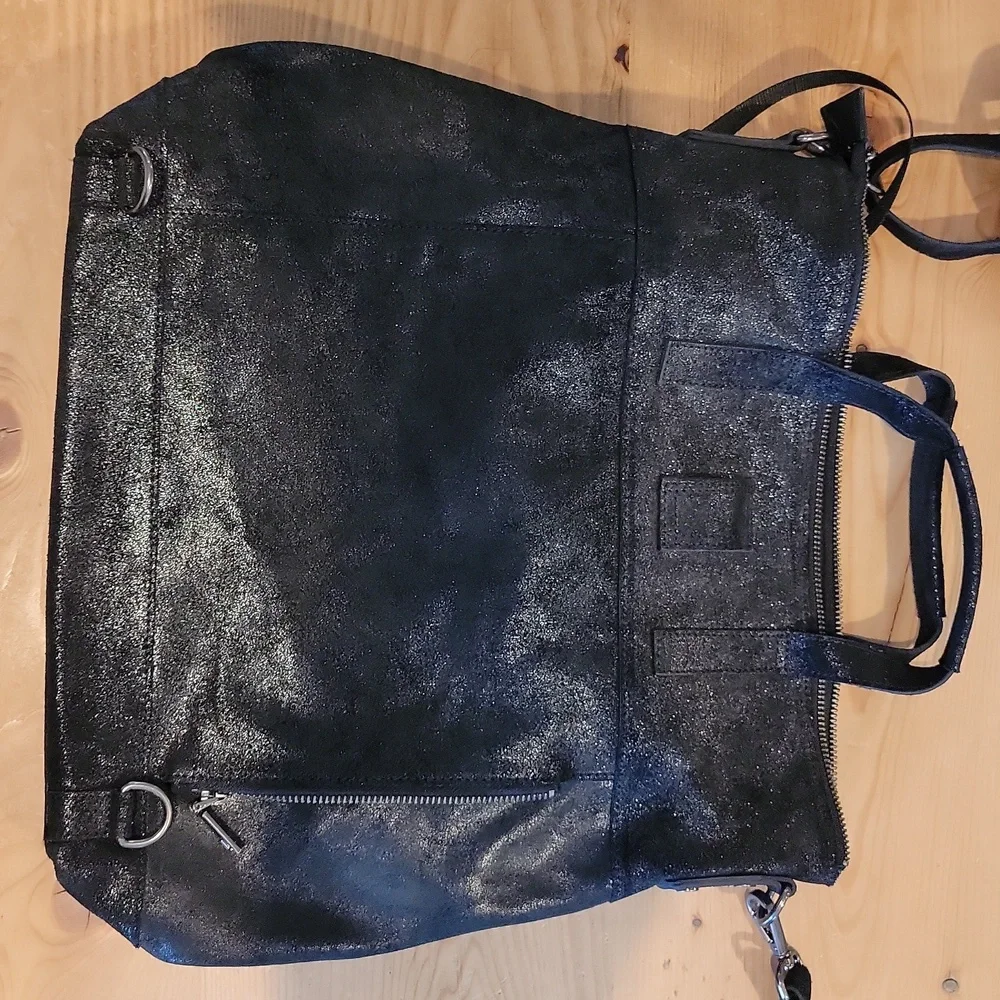 👜Latico convertible  crossbody bag - Picture 3 of 8